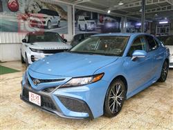 تۆیۆتا کامری